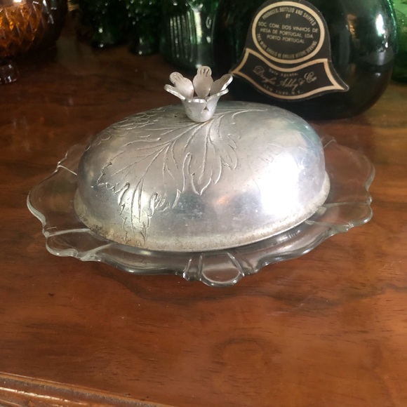 Vintage Covered Butter Dish - Picture 2 of 10